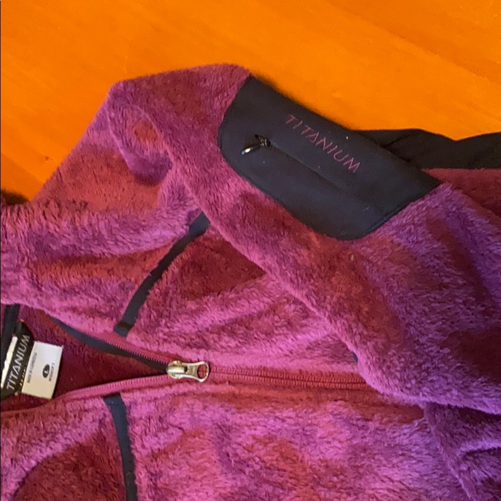 Columbia Jacket - Picture 3 of 3